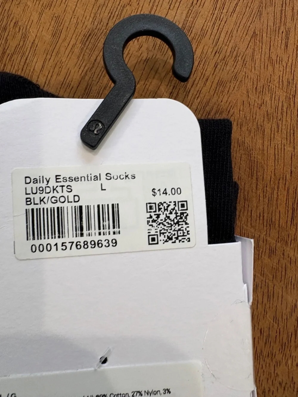 Lululemon daily essential quarter socks Black/gold
